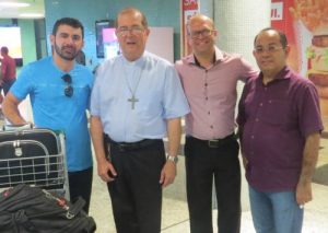 Read more about the article Dom Sérgio dá as boas-vindas aos missionários que chegaram a Manaus