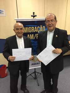 Read more about the article Bispos assinam aditivo para migração da Rádio Rio Mar de AM para FM