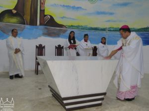 Read more about the article Dom Tadeu celebra o Rito de Dedicação do altar e unção da Nova Capela e Sacrário da Paróquia São Francisco das Chagas