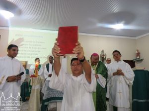 Read more about the article Dom Sergio celebra rito de instituição do ministério do leitorato à Agno de Freitas