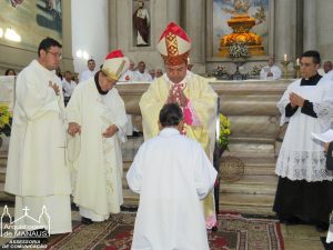 Read more about the article Dom Tadeu preside cerimônia de Ordenação Diaconal permanente de Edson Ferreira