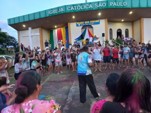 Read more about the article Juventude Missionária realiza festa das cores missionárias em Manaus