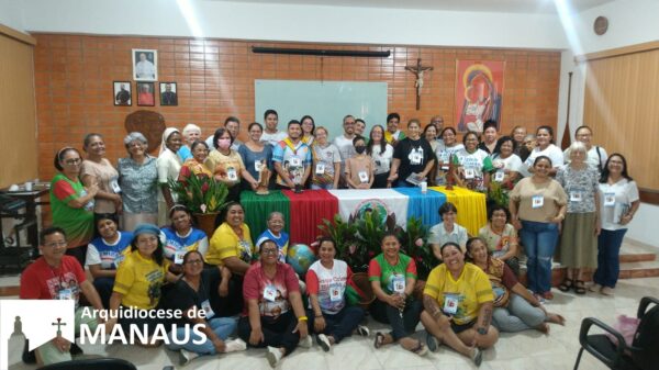 Read more about the article Jornada de Espiritualidade: A comunhão que gera missão, sendo missionário nas bases, na Amazônia e no Brasil