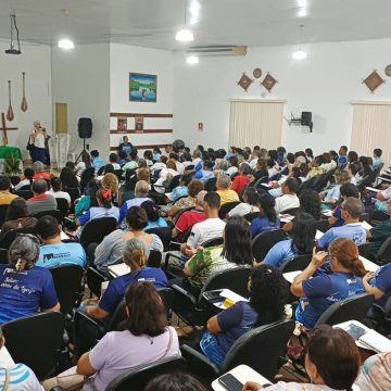 Pastoral do Batismo promove reflexão sobre a importância de liderar com um olhar acolhedor na caminhada sinodal