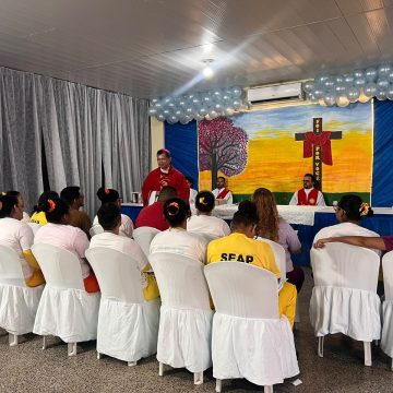 PASTORAL CARCERÁRIA  CELEBRA A INICIAÇÃO À VIDA CRISTÃ NO CENTRO DE DETENÇÃO FEMININO